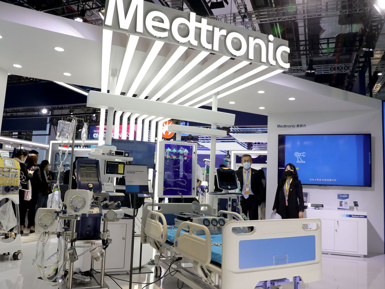 President of Kyrgyzstan partners with Medtronic to revolutionize cardiovascular healthcare 